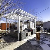 Stargazing Retreat Hot Tub BBQ Fire Pit Games