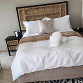 Room in B&B - Khutsong Apartmentss