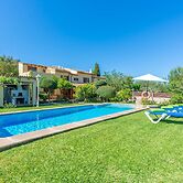Villa in Pollenca With Private Pool & Garden