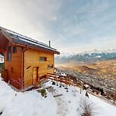 Cozy Chalet Amidst Valley With Balcony