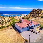 The Darling of Marina - A Hilltop and Sea Getaway