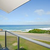 South Seas - Port Elliot Beachfront Apt - Wifi