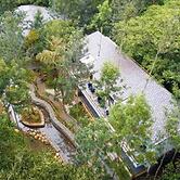 kolaahalam Mainland Resorts and Spa