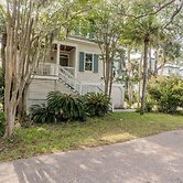 18 Fiddlers Cove Dr - 5 Bed/4 Bath w/ Resort Access & Golf Cart!