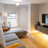 Host Stay Burton Road