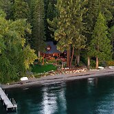 Homewood Lakefront by Avantstay Private Beach & Lake Access + Views!