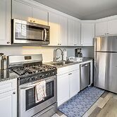 Downtown Detroit Townhome Near North End!