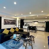 6-58 - 2 Bdr Spacious Penthouse With Shared Pool
