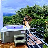 Nambi Monteverde
