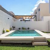 Family Home Near the Beach in Velamar