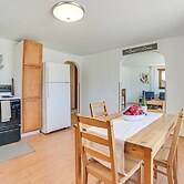 Hike, Ski & Ice Fish! Cozy Bungalow in Cedar