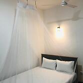 Emerald Coast Hotel Negombo