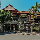 Hotel Candra Adigraha