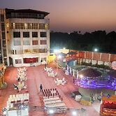 Roop Vihar Resort