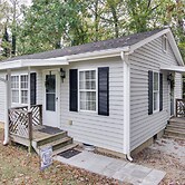 Near Lake Wylie - Updated Cottage w/ Yard!