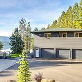 Lake-view Apt w/ Furnished Deck in Hayden!