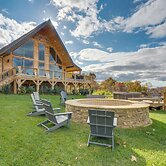 Blue Ridge Mountain-view Cabin w/ Hot Tub & Deck!