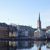 Nordic Central Serenity Retreat