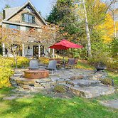 Lakefront Family Home w/ Dock in Newport!