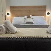 Theodora Suite Smart key box by Project 86 ike