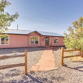 Stunning Views: Quiet Bluff Home Near Hiking!