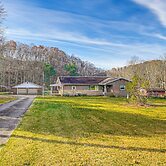Stay & Play: West Virginia Country Home!
