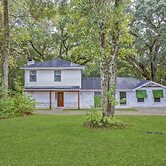 Serene Oasis In Daphne: Cozy Home With Giant Oaks 4 Bedroom Home