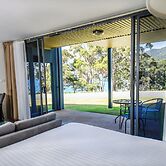 Lufra Beachside Hotel