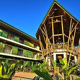 Bonding Coffee Roaster Café & Hotel