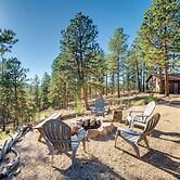 Fish, Hike & Sightsee: Lovely Florissant Cabin!