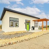 Wineries & Farm Fresh Harvest: Chic Palisade Gem!