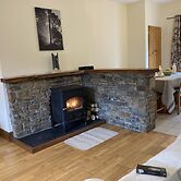 Molaga Street Retreat - 3 Bedroom House