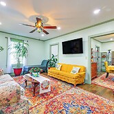 18 Mi to Skiing: Colorful Home in Springfield!