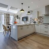 Sunset View-luxury 2-bed House Near Birmingham