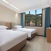 Days Inn By Wyndham Zunyi Conference Site