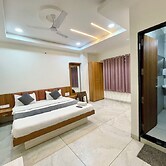 Hotel Shree Nakoda Paradise - Ujjain