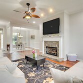 3 Mi to Oglethorpe Mall: Home w/ Fenced Yard!