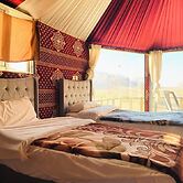 Desert tree camp