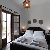 Mirsini Apartments in Sifnos