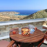 Mirsini Apartments in Sifnos