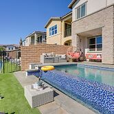 2 Mi to Fantasy Springs Casino: Lakefront Retreat!