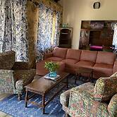 Lovely 3 bed House in Juliasdale - 2273