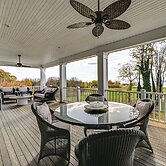 Groton Home < 1 Mi to Beach on Long Island Sound!