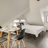 Steps to Beach: Couple's Retreat in Ocean City!
