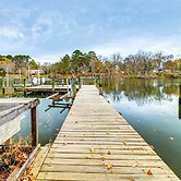Screened Patio, Deck & Grill: Saint Inigoes Home!