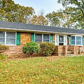 Screened Patio, Deck & Grill: Saint Inigoes Home!