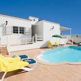 Villa Diama With 3 Bedrooms and 2 Bathrooms