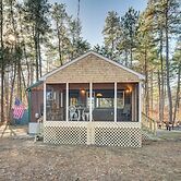 'knotty Kabin' Rustic Waterboro Cabin By Lake
