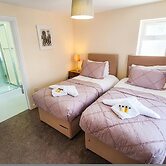 White Jasmine in Stroud