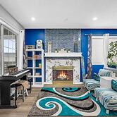 240 Spacious Modern Home w AC